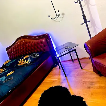 Проживание в семье Self-check-in Bestprice