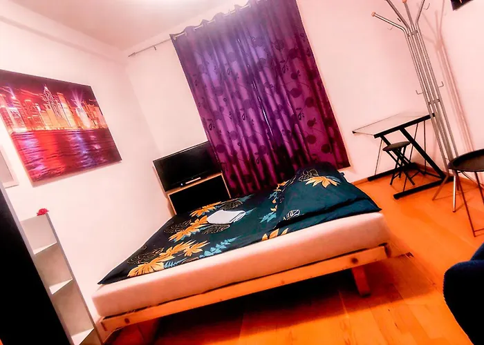 Проживание в семье Self-check-in Bestprice *